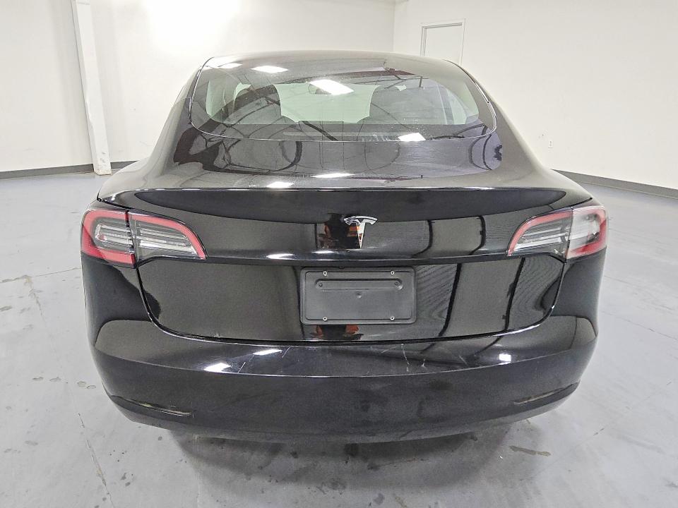 Фото 6 с аукциона – 2023 TESLA MODEL 3 с VIN 5YJ3E1EA8PF449203