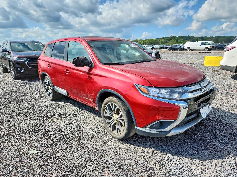 Снимка 4 от търг – 2018 MITSUBISHI OUTLANDER с VIN JA4AD2A32JZ052587
