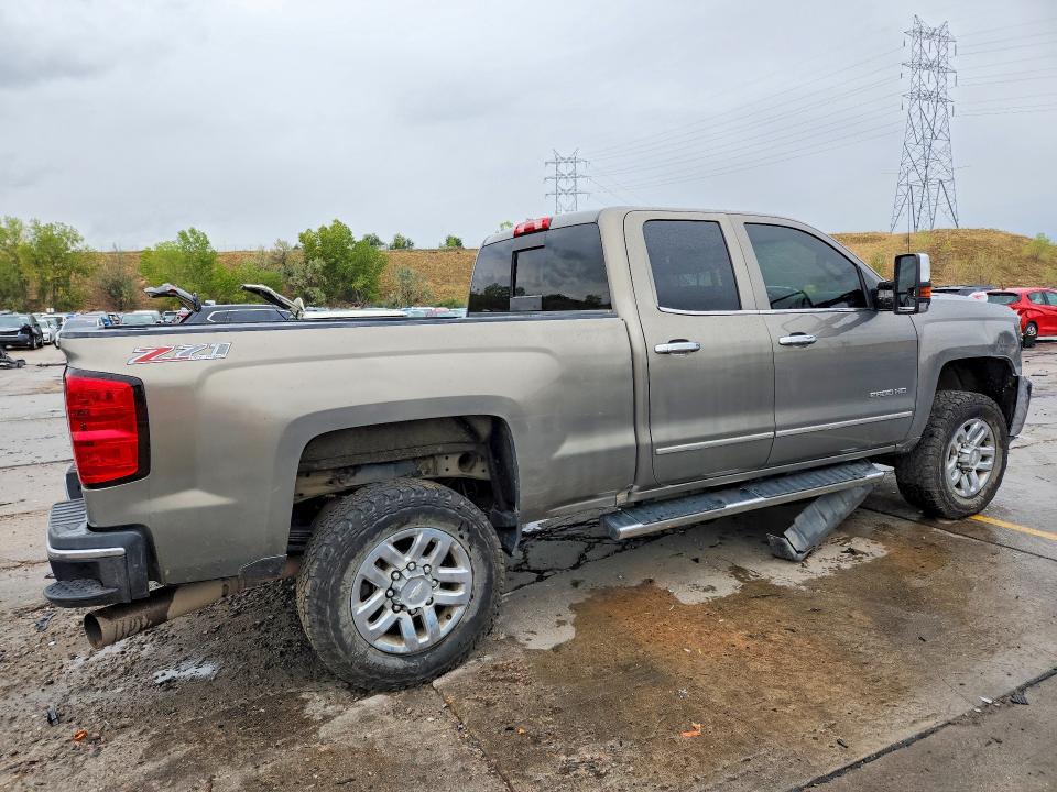 Photo 3 from auction – 2017 CHEVROLET SILVERADO with VIN 1GC2KWEY9HZ200046
