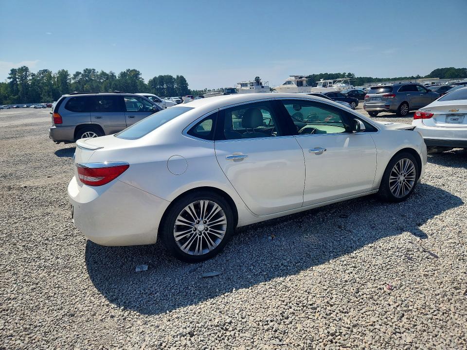 Photo 3 from auction – 2013 BUICK VERANO with VIN 1G4PS5SK2D4102995