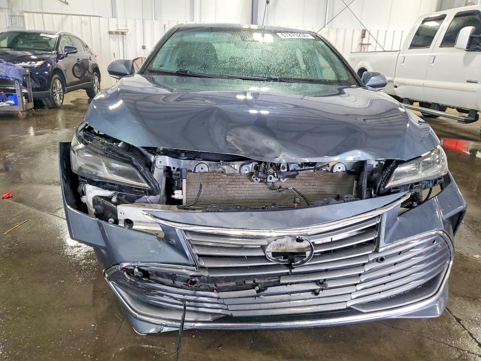 Photo 5 from auction – 2022 TOYOTA AVALON with VIN 4T1DA1AB7NU013375