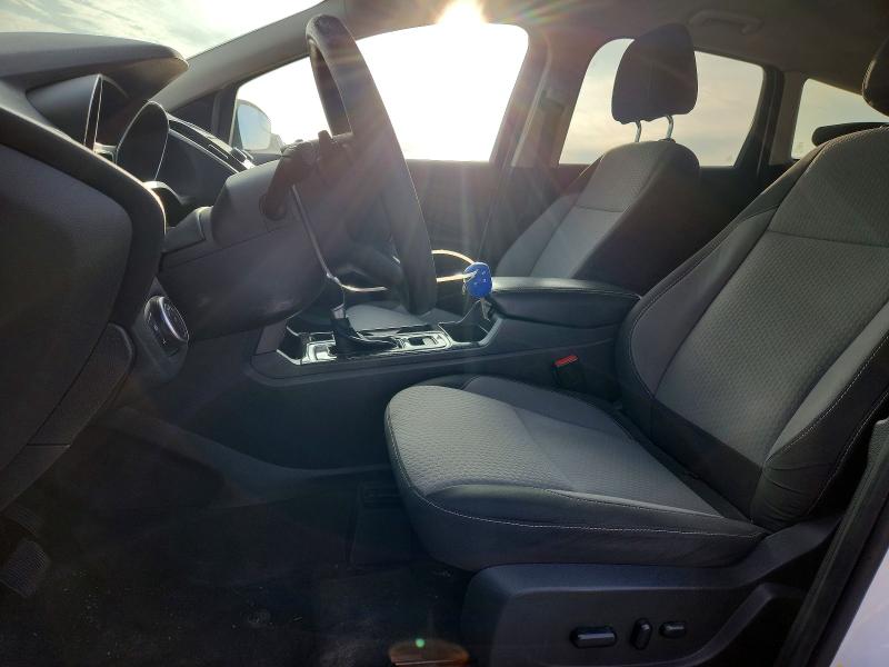 Photo 7 from auction – 2017 FORD ESCAPE with VIN 1FMCU9GD4HUB61854