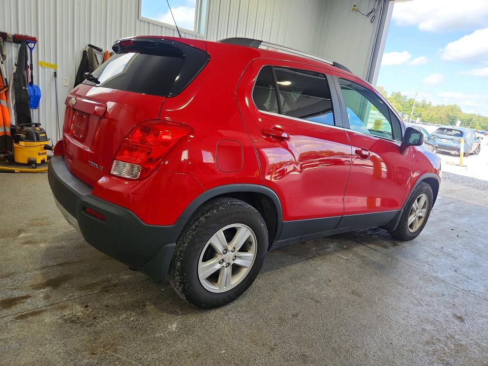 Photo 3 from auction – 2016 CHEVROLET TRAX with VIN KL7CJLSB5GB649914