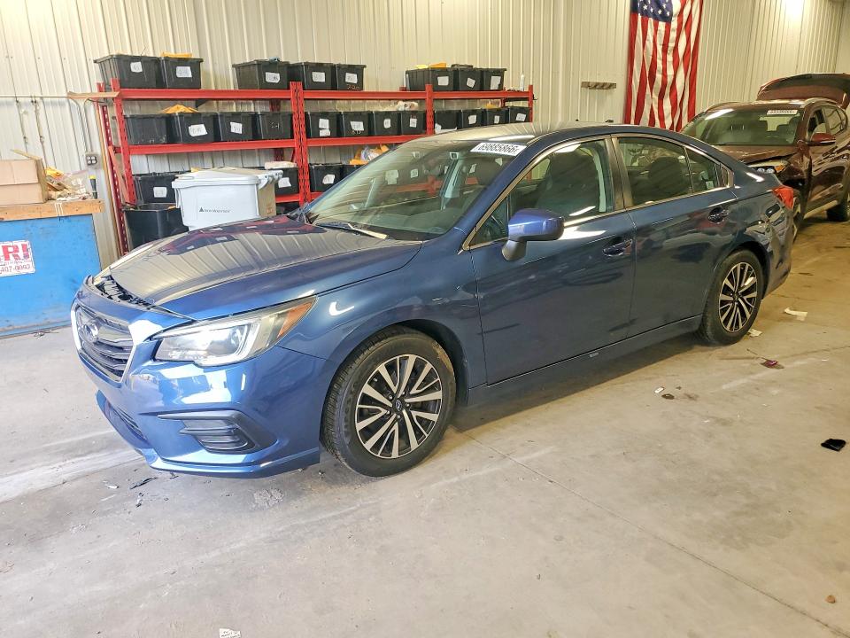 SUBARU LEGACY 2019 с VIN 4S3BNAF69K3033320 - Снимка от търг