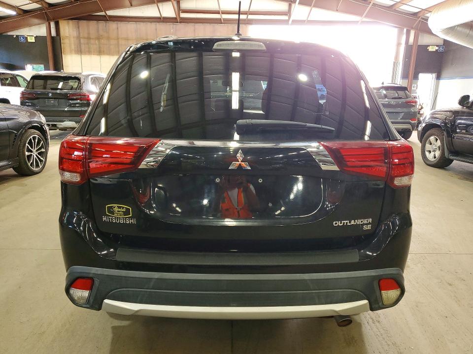 Photo 6 from auction – 2016 MITSUBISHI OUTLANDER with VIN JA4AZ3A36GZ024324