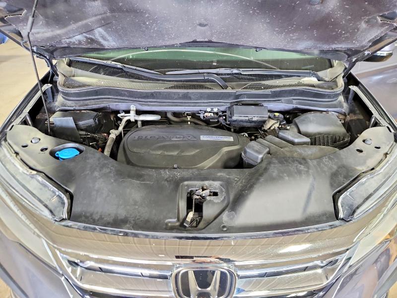 Photo 12 from auction – 2019 HONDA PILOT with VIN 5FNYF6H90KB020387