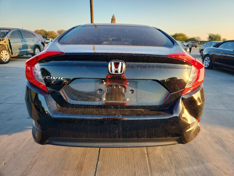 Снимка 6 от търг – 2018 HONDA CIVIC с VIN 2HGFC2F5XJH595373