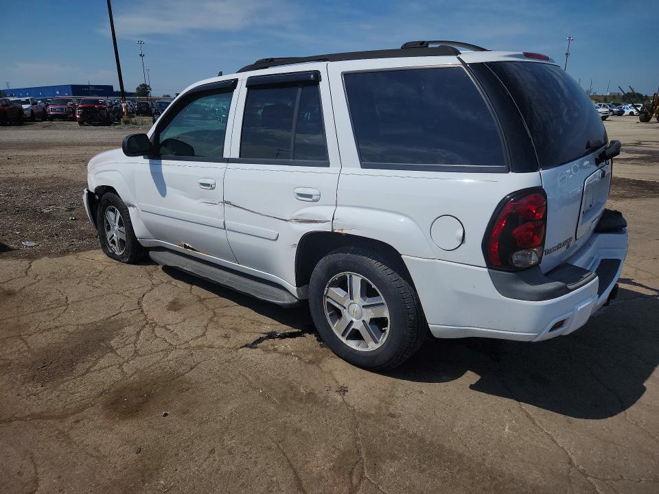 Photo 2 from auction – 2008 CHEVROLET TRAILBLAZER with VIN 1GNDT13S082261647