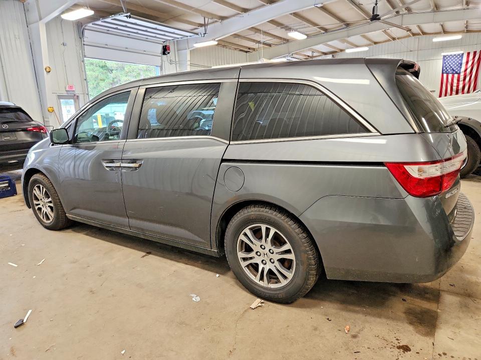 Photo 2 from auction – 2012 HONDA ODYSSEY with VIN 5FNRL5H63CB034055