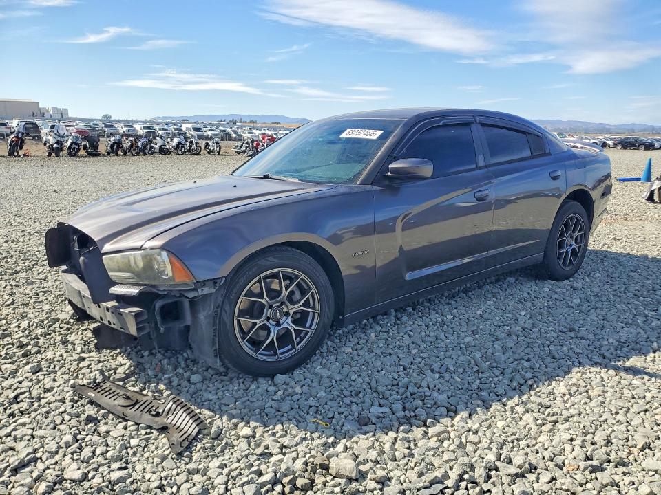 Снимка 1 от търг – 2014 DODGE CHARGER с VIN 2C3CDXCT1EH188793