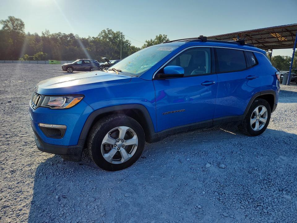 JEEP COMPASS 2018 with VIN 3C4NJCBB3JT108572 - Photo from auction
