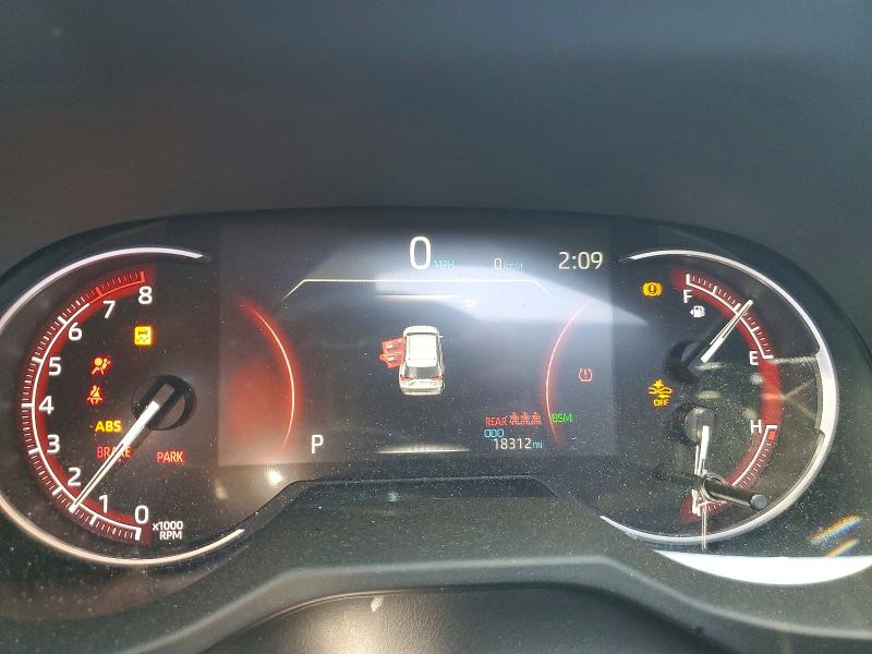 Photo 9 from auction – 2025 TOYOTA RAV4 with VIN 2T3P1RFV1SW515106