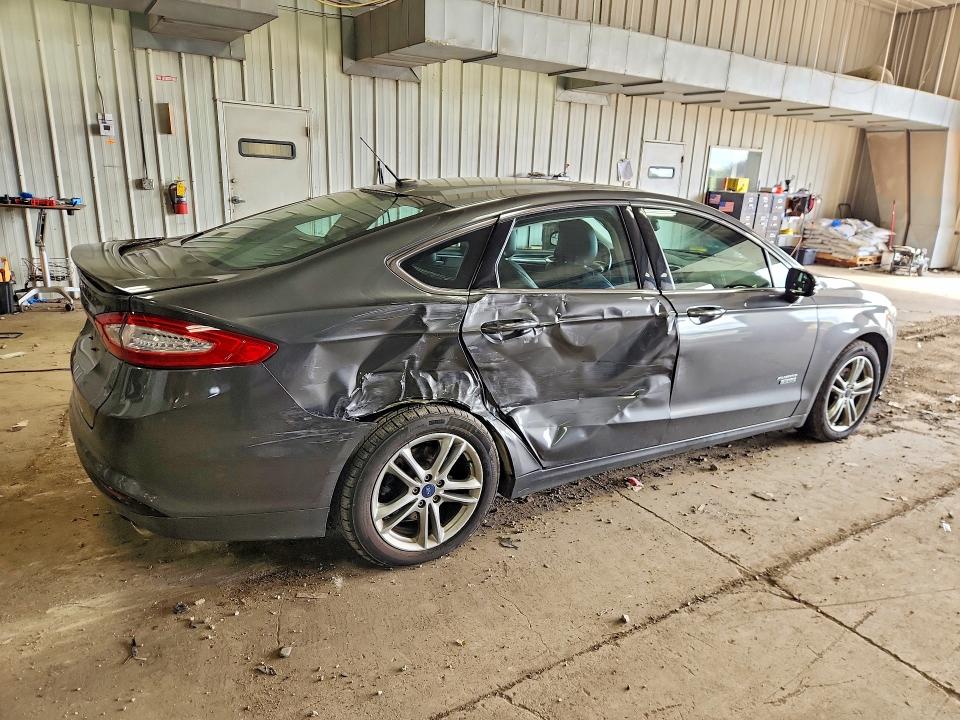 Photo 3 from auction – 2015 FORD FUSION with VIN 3FA6P0SU2FR242924