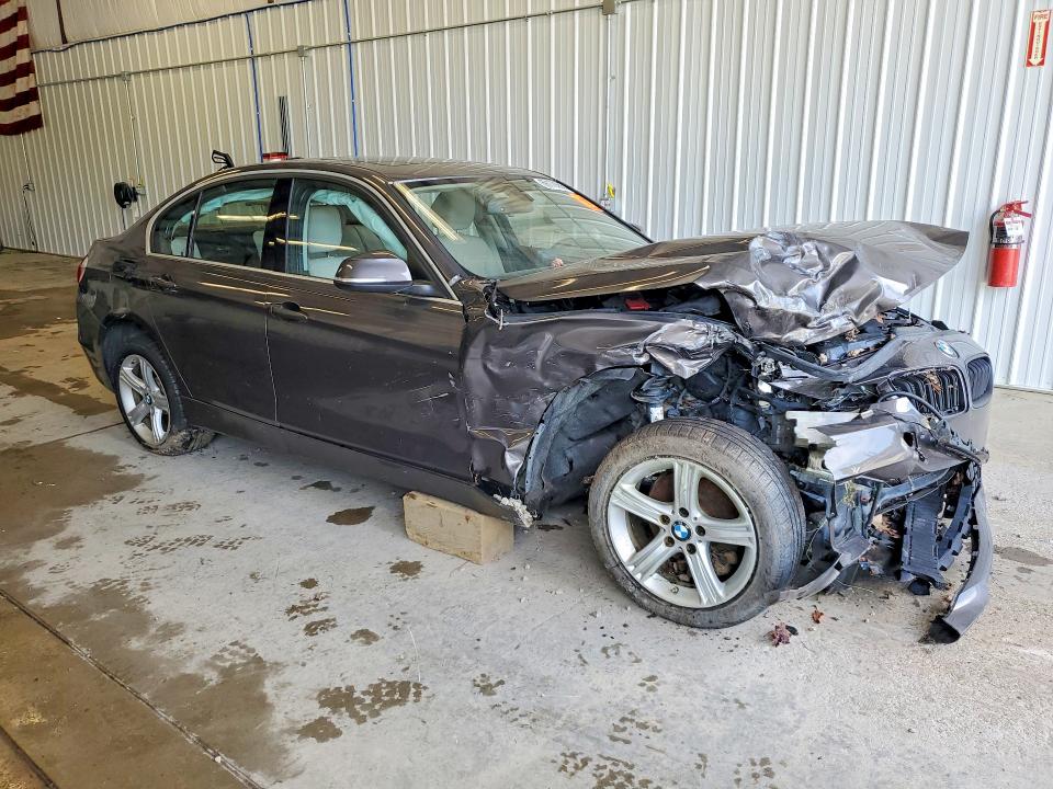 Zdjęcie 4 z aukcji – 2015 BMW 328 z VIN WBA3B5G53FNS11692