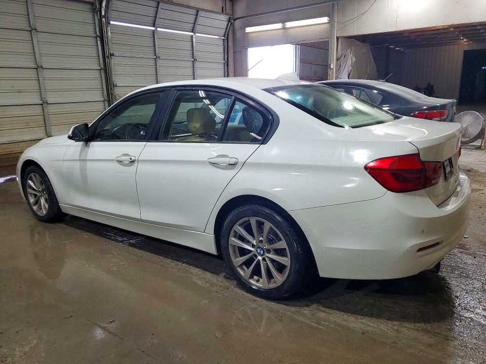 Фото 2 с аукциона – 2016 BMW 320 с VIN WBA8E1G56GNU10212