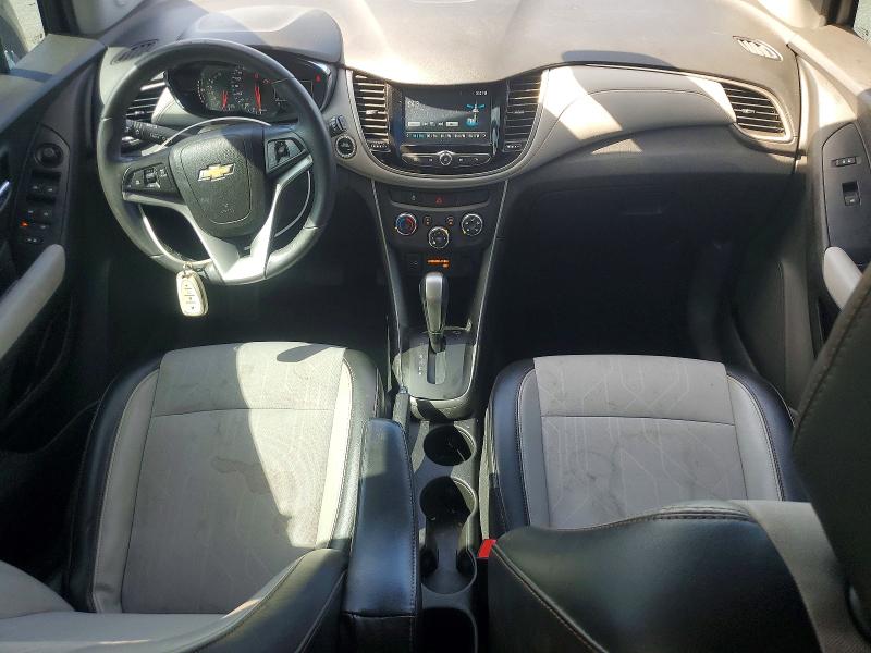 Photo 8 from auction – 2017 CHEVROLET TRAX with VIN 3GNCJLSB9HL158658