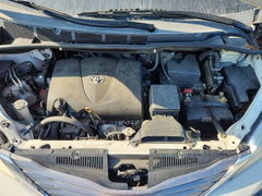 Photo 12 from auction – 2017 TOYOTA SIENNA with VIN 5TDYZ3DC6HS845376