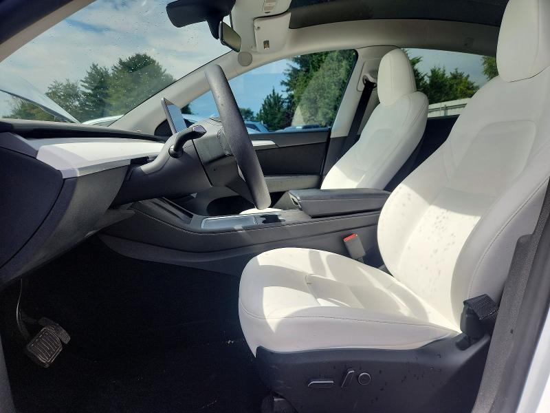 Снимка 7 от търг – 2023 TESLA MODEL Y с VIN 7SAYGAEE9PF776974