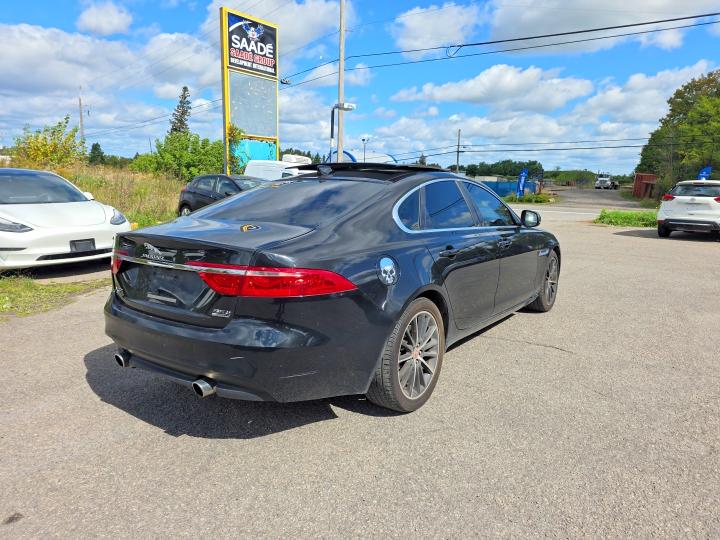 Photo 4 from auction – 2016 JAGUAR XF with VIN SAJBJ4BV9GCY20688