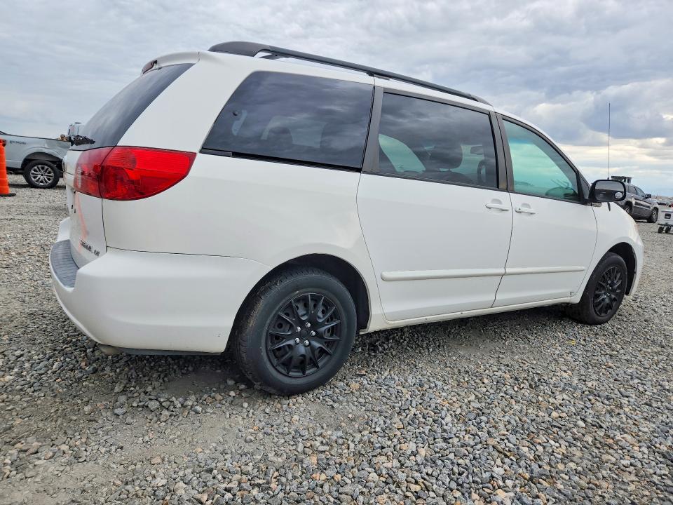 Photo 3 from auction – 2006 TOYOTA SIENNA with VIN 5TDZA23C46S513330