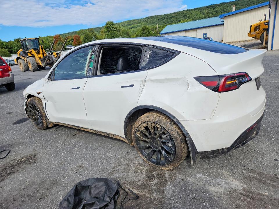 صورة رقم 2 من المزاد - 2022 TESLA MODEL Y مع VIN 7SAYGDEEXNF393401