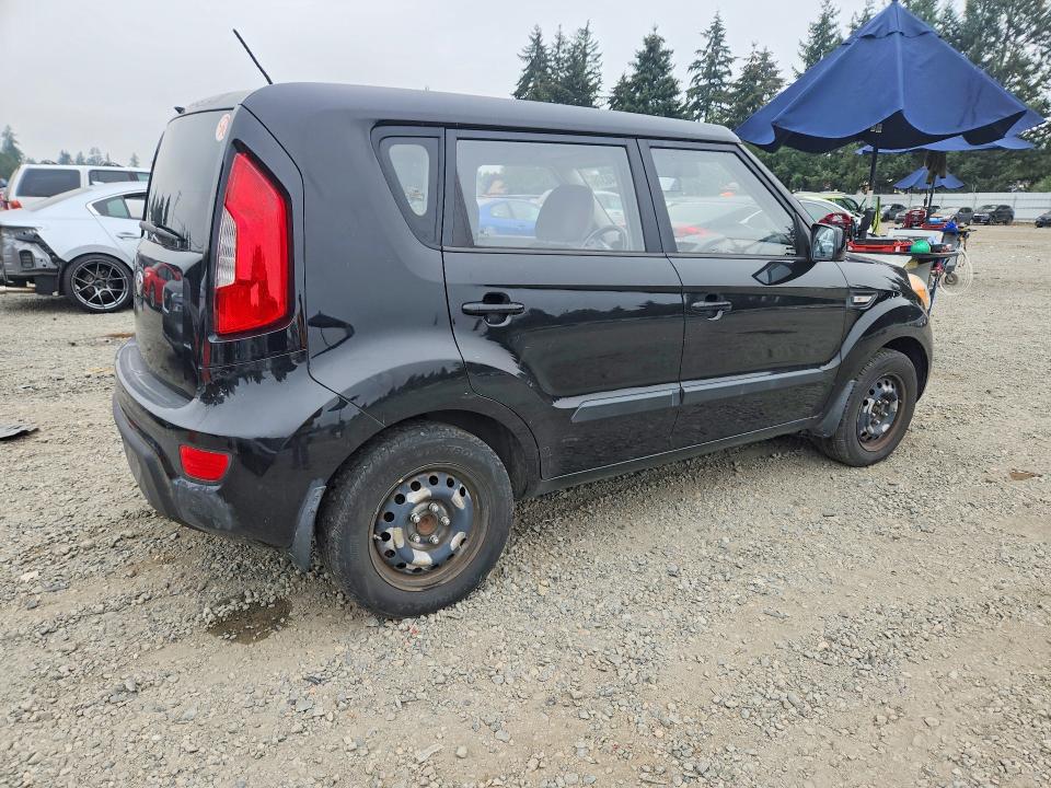 Photo 3 from auction – 2013 KIA SOUL with VIN KNDJT2A52D7518089