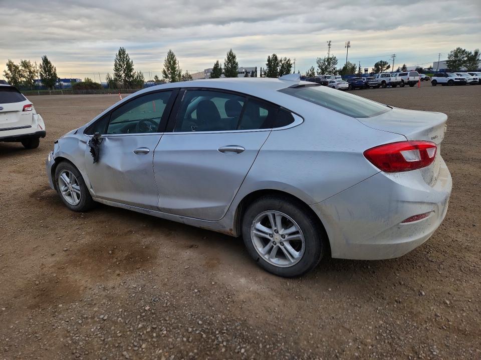 Photo 2 from auction – 2017 CHEVROLET CRUZE with VIN 3G1BE5SM1HS505419