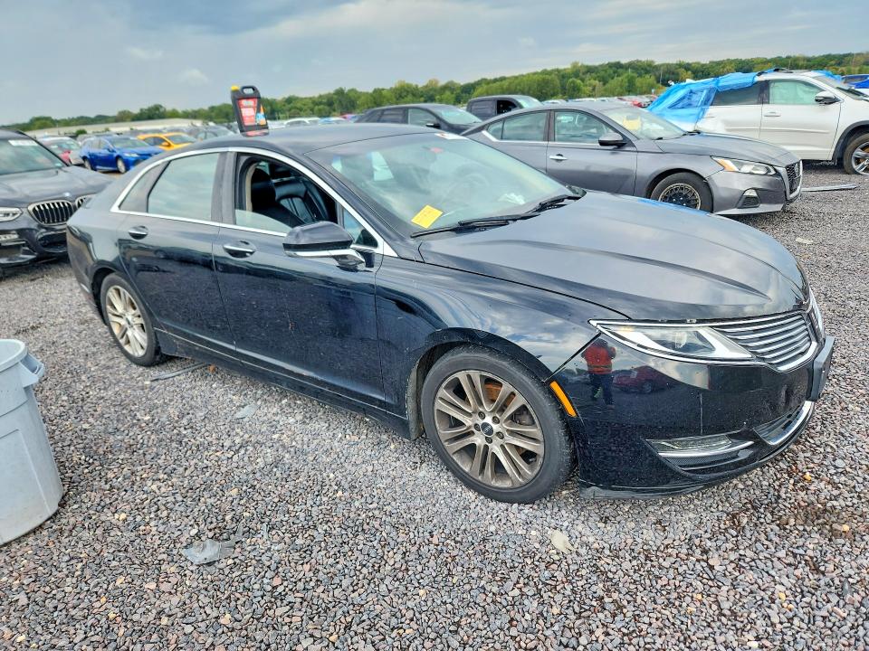 Photo 4 from auction – 2016 LINCOLN MKZ with VIN 3LN6L2JK9GR616430