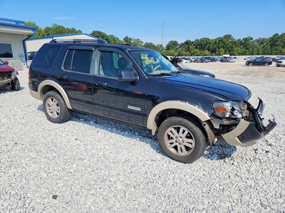 Photo 4 from auction – 2008 FORD EXPLORER with VIN 1FMEU64E28UB14679
