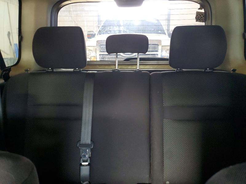Foto 10 de la subasta – 2005 SCION XB con VIN JTLKT324954022083