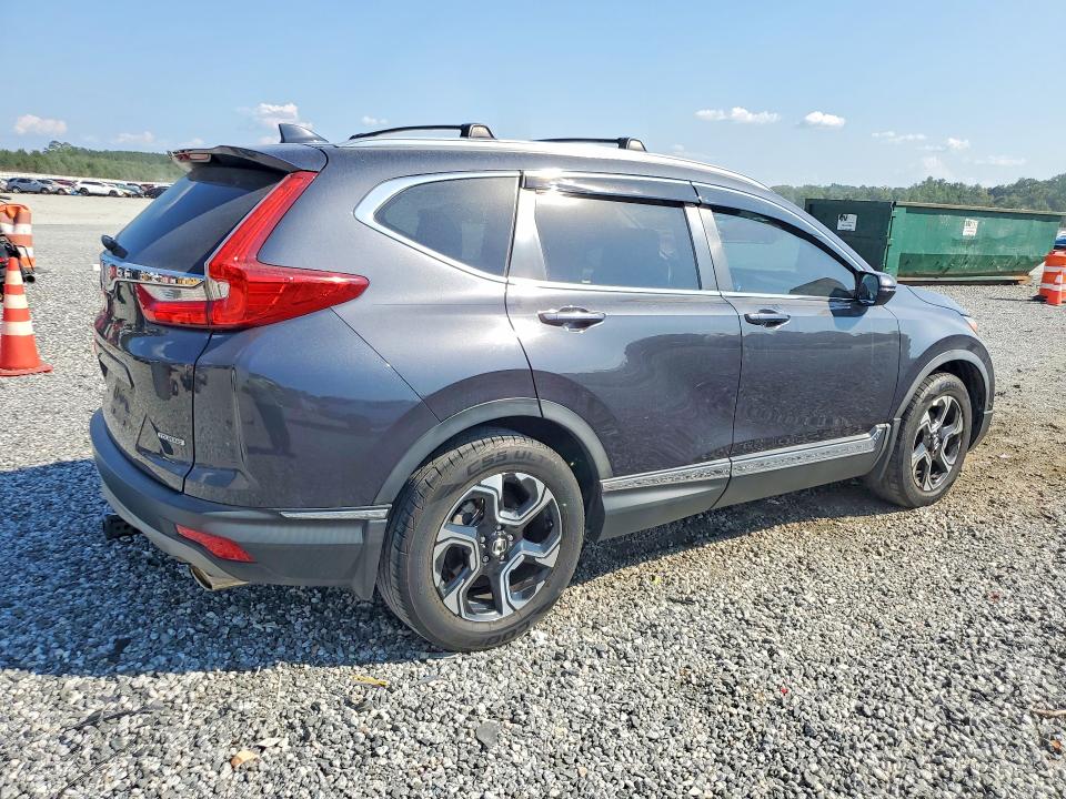 Снимка 3 от търг – 2018 HONDA CR-V с VIN 7FARW1H95JE054609