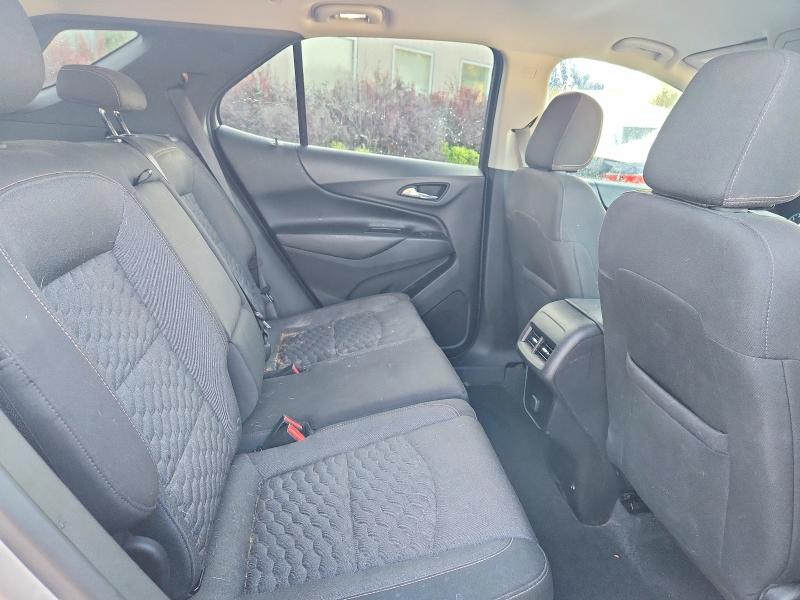 Photo 11 from auction – 2018 CHEVROLET EQUINOX with VIN 3GNAXJEV7JL399642