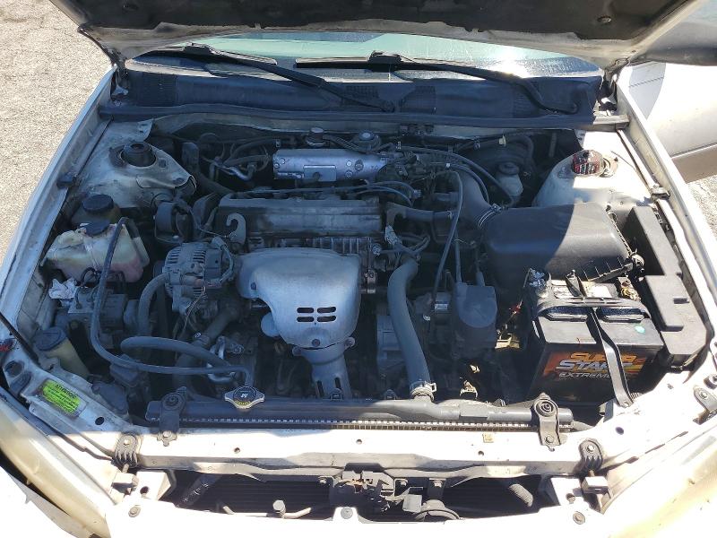Photo 11 from auction – 1998 TOYOTA CAMRY with VIN 4T1BG22K4WU858762