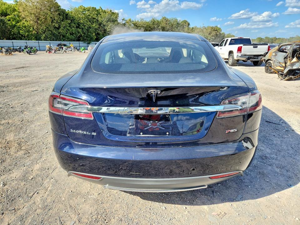 Photo 6 from auction – 2013 TESLA MODEL S with VIN 5YJSA1DP2DFP17025