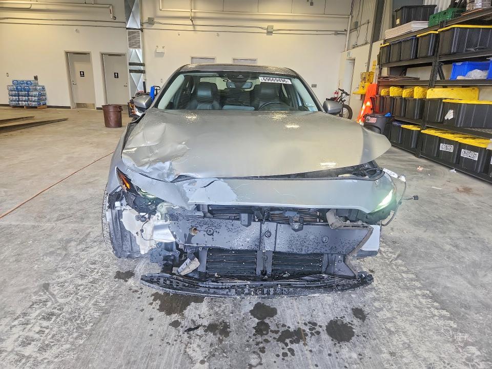 Foto 5 de la subasta – 2019 MAZDA 3 con VIN 3MZBPADM4KM104589