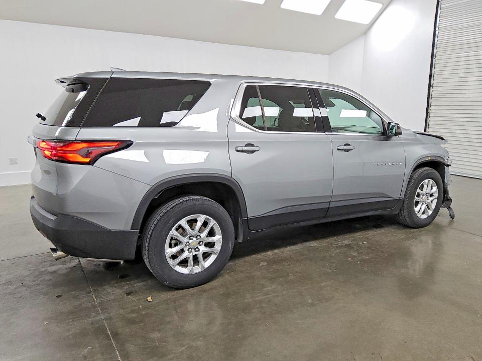 Photo 3 from auction – 2023 CHEVROLET TRAVERSE with VIN 1GNERFKW4PJ247338