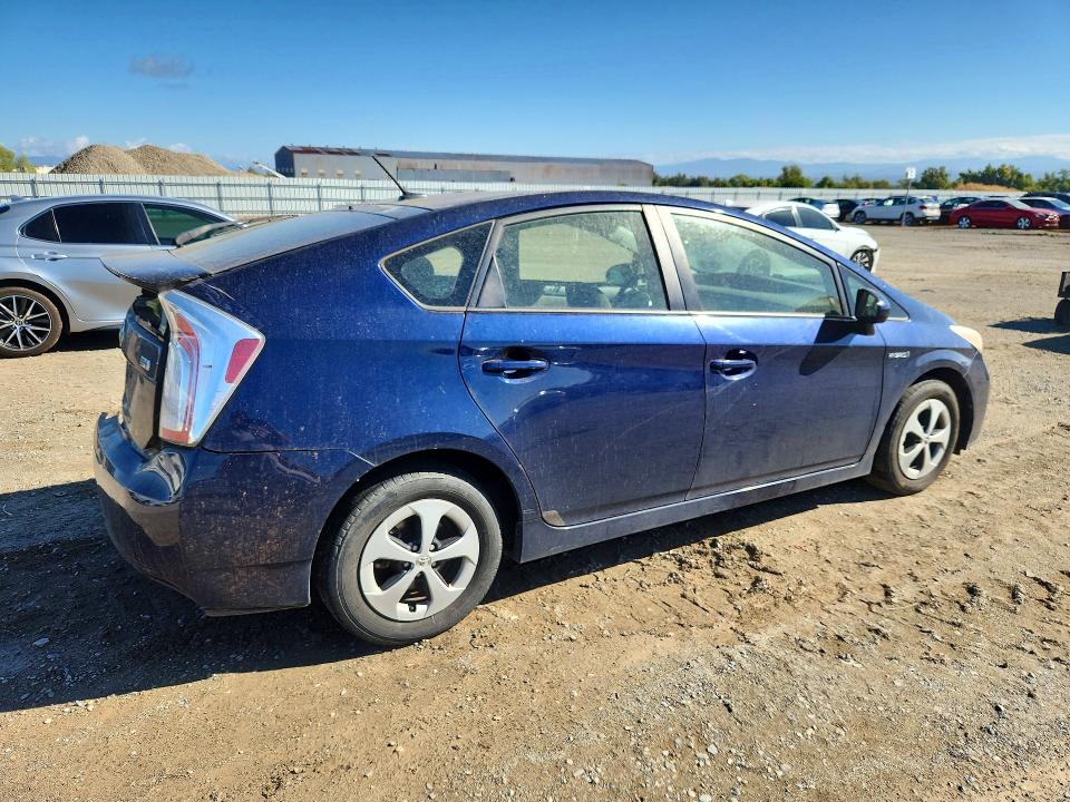 Photo 3 from auction – 2012 TOYOTA PRIUS with VIN JTDKN3DU9C1549204
