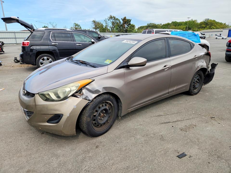 HYUNDAI ELANTRA 2011 with VIN 5NPDH4AE3BH053700 - Photo from auction