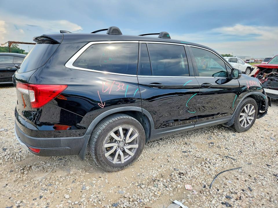 Photo 3 from auction – 2021 HONDA PILOT with VIN 5FNYF5H53MB038814