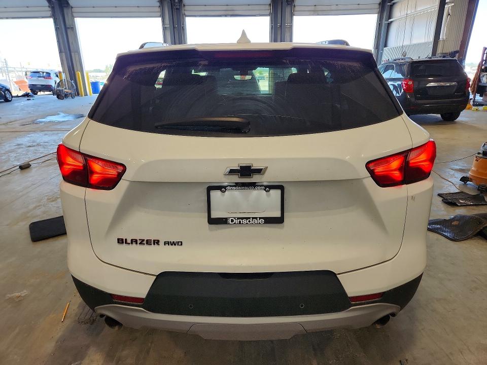 Foto 6 de la subasta – 2020 CHEVROLET BLAZER con VIN 3GNKBJR45LS697250