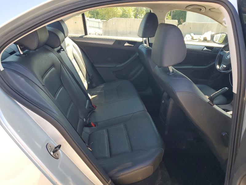 Photo 10 from auction – 2013 VOLKSWAGEN JETTA with VIN 3VWLL7AJ5DM439831