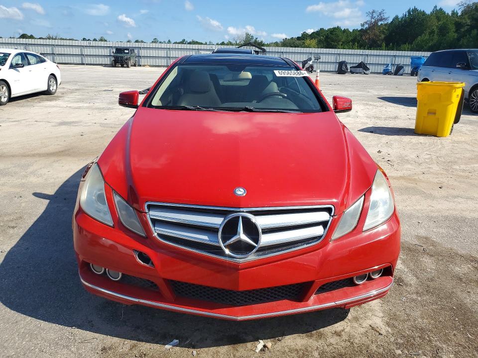 Photo 5 from auction – 2011 MERCEDES-BENZ E with VIN WDDKJ5GB7BF077948