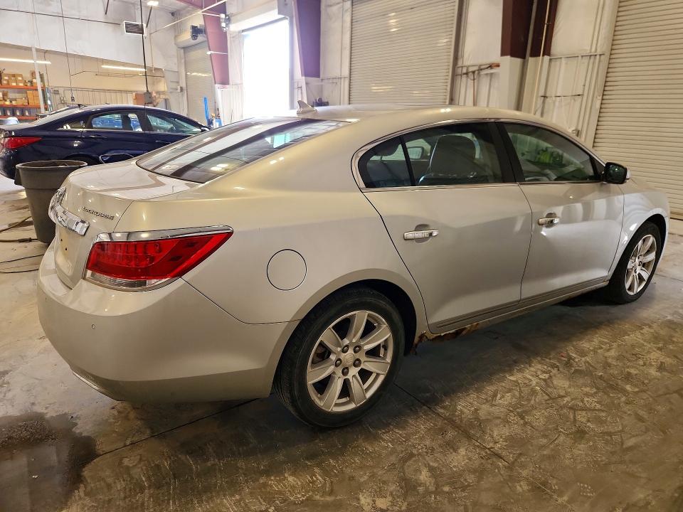 Photo 3 from auction – 2013 BUICK LACROSSE with VIN 1G4GC5E31DF151093