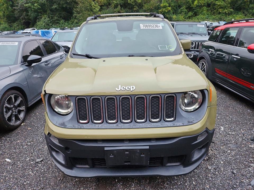 Photo 5 from auction – 2015 JEEP RENEGADE with VIN ZACCJBBT0FPB89975