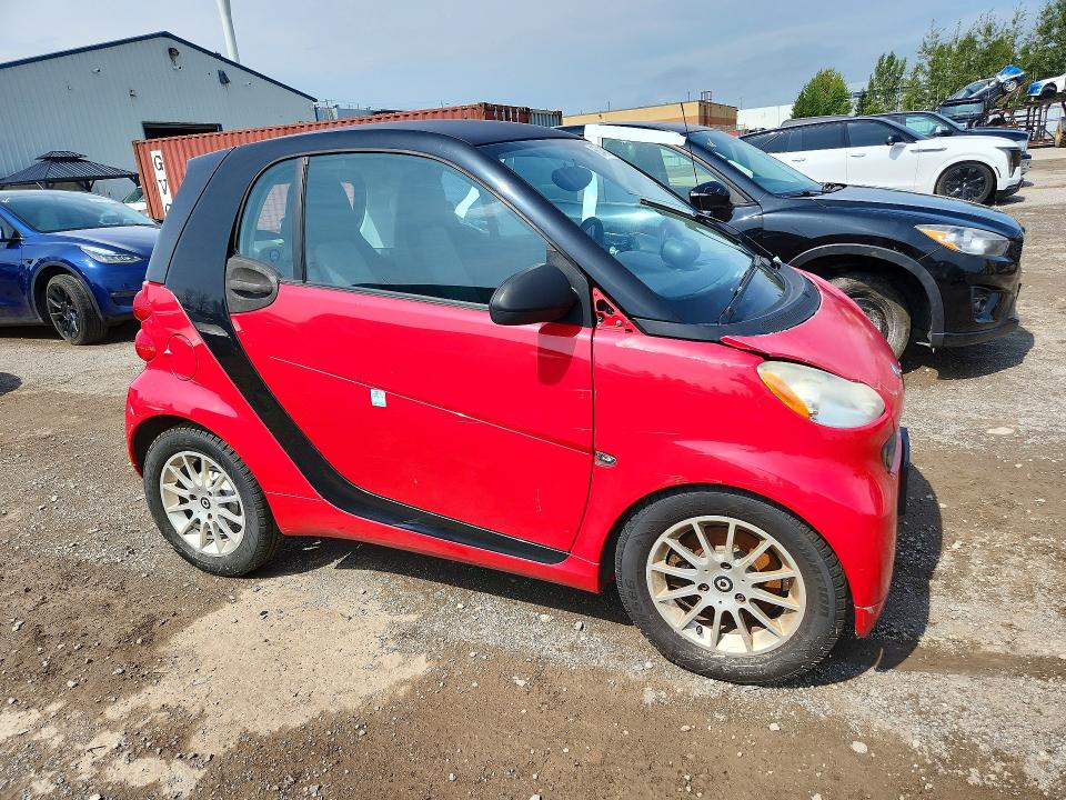 Photo 4 from auction – 2011 SMART FORTWO with VIN WMEEJ3BA8BK467685
