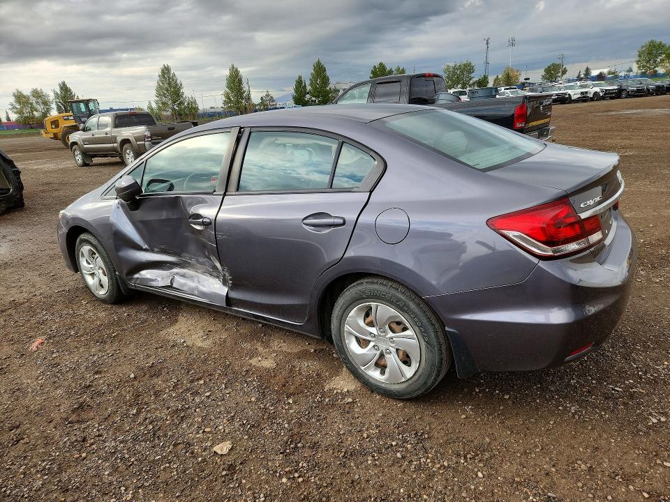 Снимка 2 от търг – 2015 HONDA CIVIC с VIN 2HGFB2E42FH030277