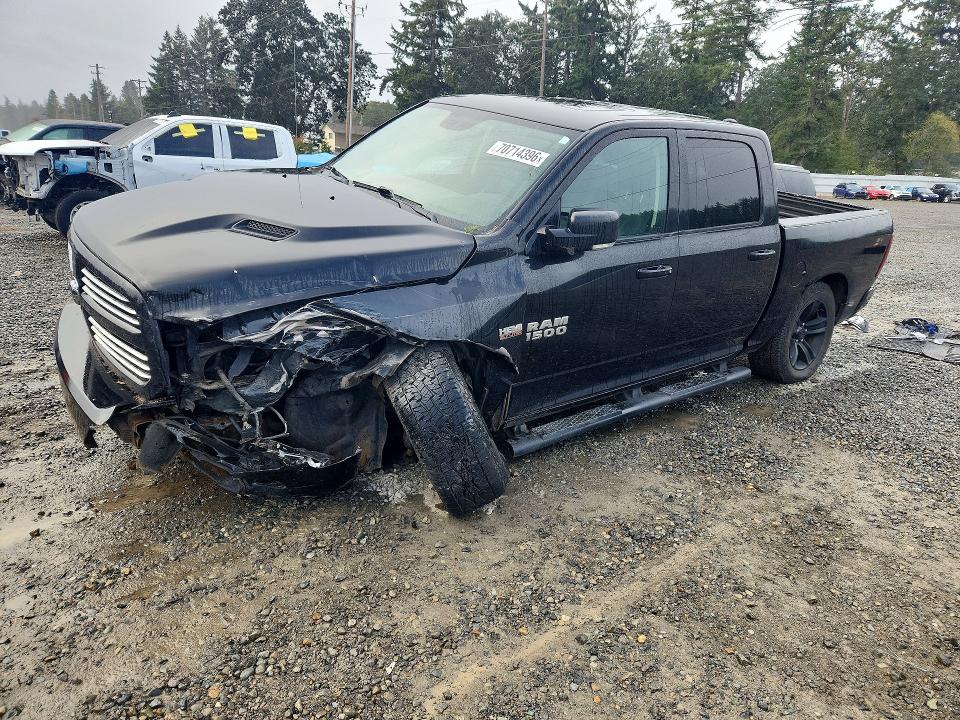 RAM 1500 2017 z numerem VIN 1C6RR7MT7HS857515 - Zdjęcie z aukcji