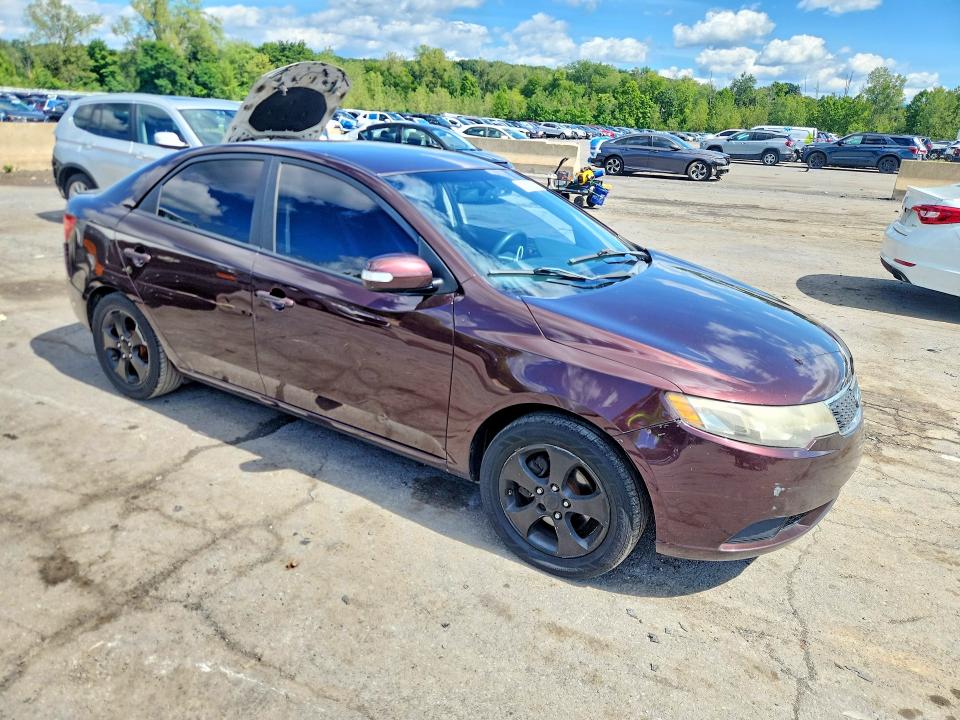 Photo 4 from auction – 2010 KIA FORTE with VIN KNAFU4A20A5128858