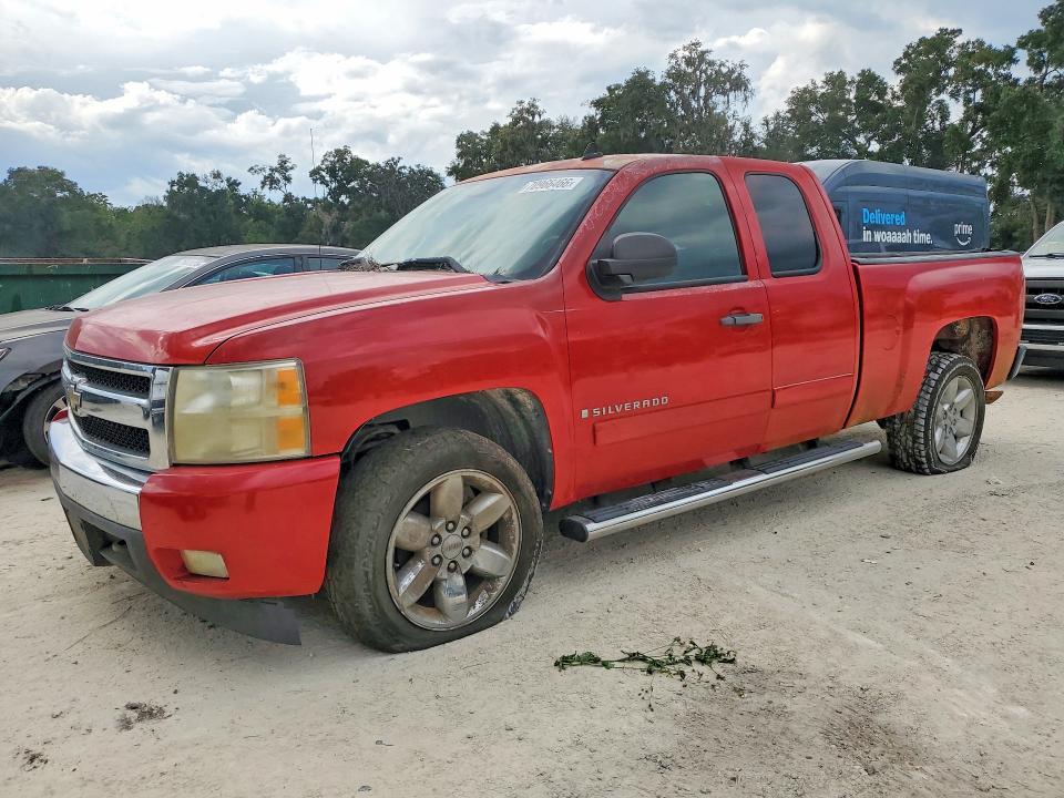 CHEVROLET SILVERADO 2008 с VIN 2GCEC19J081210435 - Снимка от търг