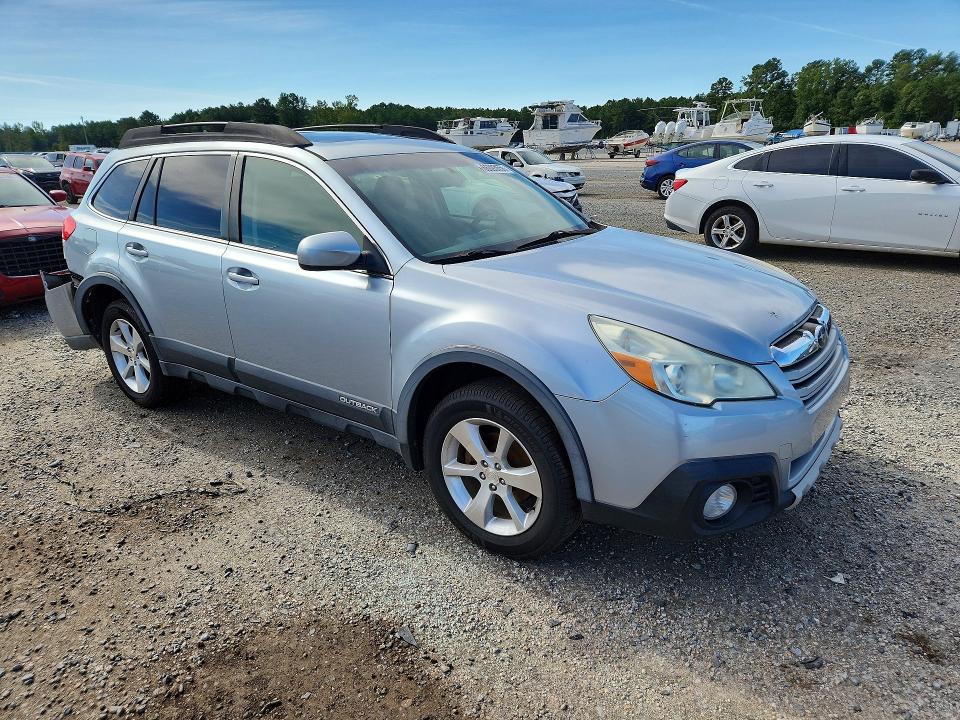 Photo 4 from auction – 2014 SUBARU OUTBACK with VIN 4S4BRCLC3E3223155